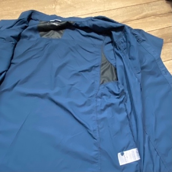 Men’s Columbia Omni-Shade Blue SS Button-Down Shirt, XL - Picture 6 of 13